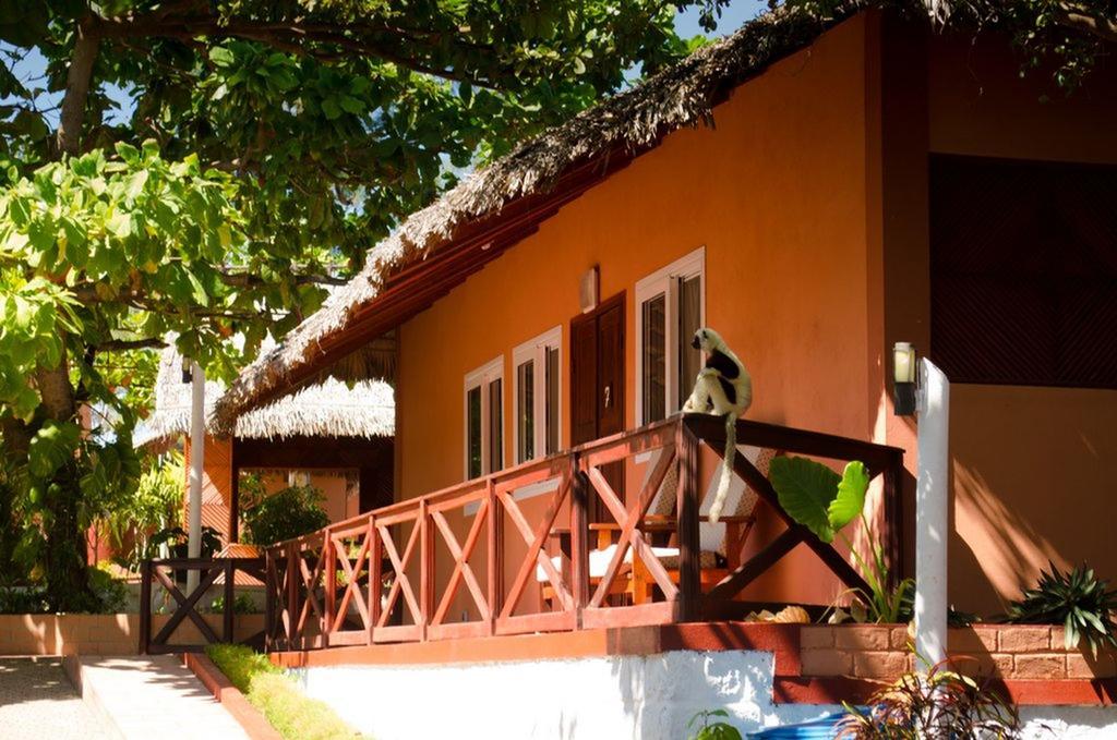 Edena Kely Hotel Mahajanga Exterior photo
